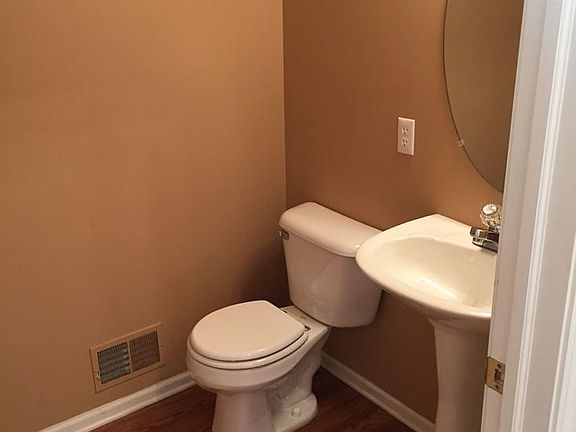 5th image of 17534 Gateway Cir #1