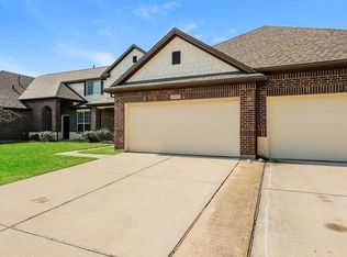12406 Maura Ln, Houston, TX 77044
