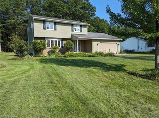 7459 Race Rd, North Ridgeville, OH 44039