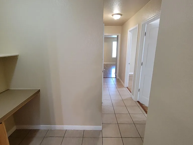 1001 Leah Dr #B — Photo 7
