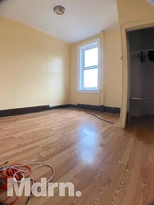 Rented by Mdrn Residential | media 11