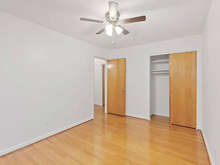 1555 Zurich Dr — Photo 23