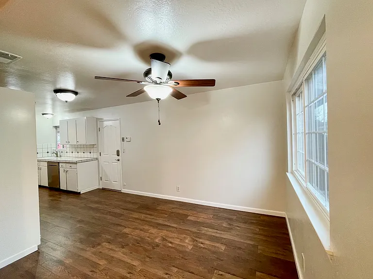 1378 Turlock Ln — Photo 19