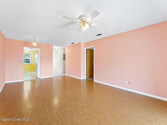 5th image of 1120 Cheney Hwy Unit E