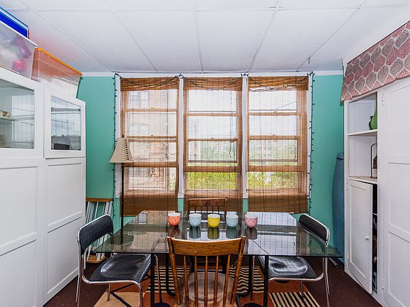 5th image of 1234 W Arthur Ave