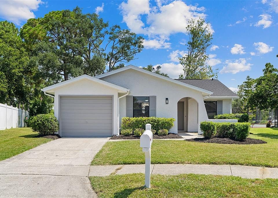 1st image of 1206 Sawgrass Ct