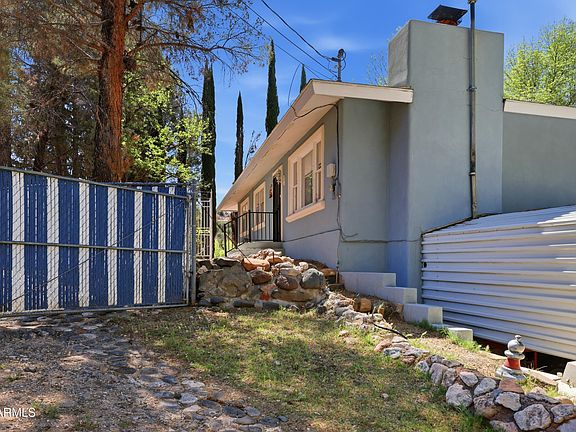 3rd image of 1070 N PAGE SPRINGS Road