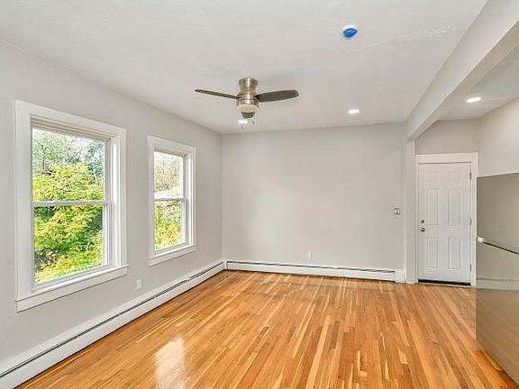 5th image of 335 Granite St #3