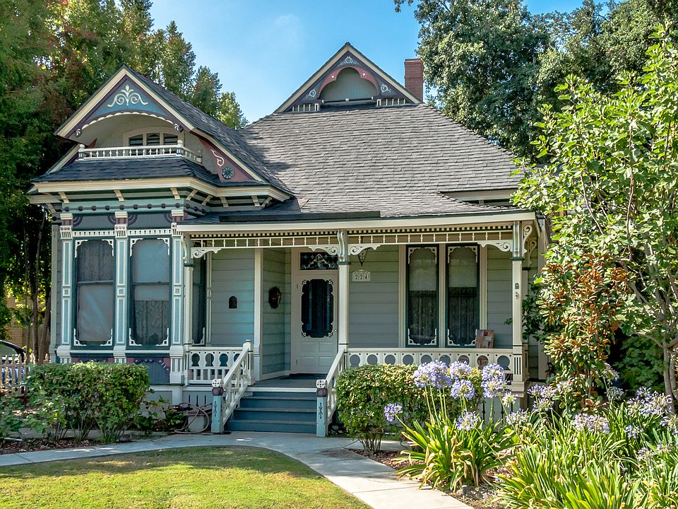 1st image of 224 W Olive Ave