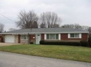 309 Grove Dr, Lower Burrell, PA