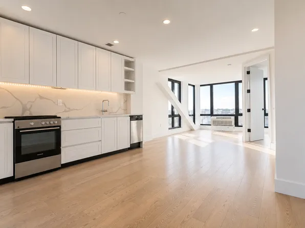 635 4th Avenue image 1 of 6