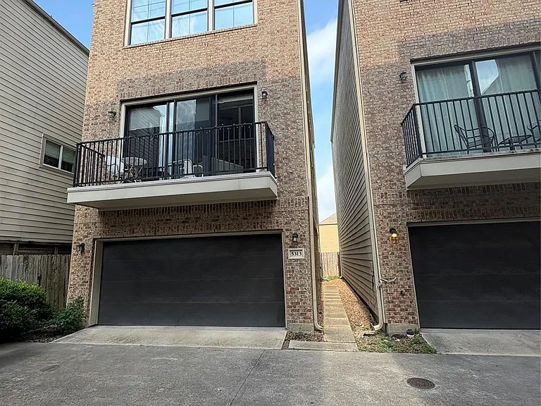 5313 Petty St — Photo 2