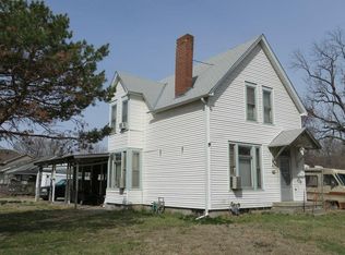 1204 N 29th St, Council Bluffs, IA 51501