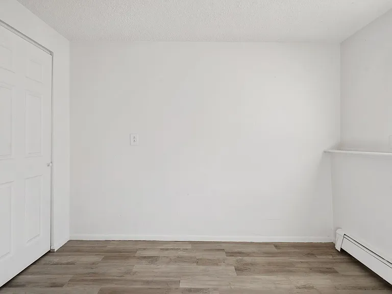 253 N Vine St #3 — Photo 10