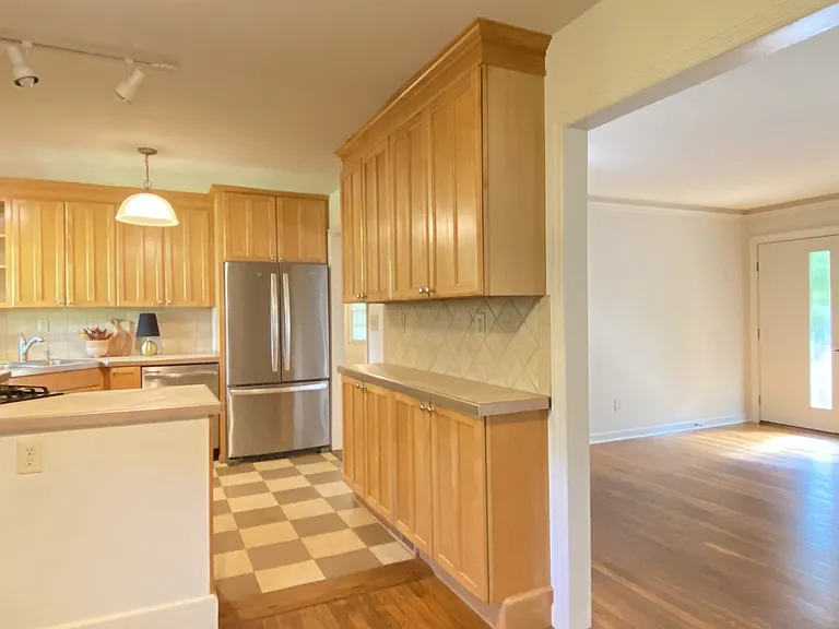 113 McKoy St — Photo 5