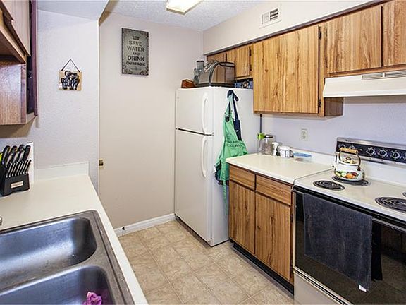 4th image of 250 El Dorado Blvd APT 200