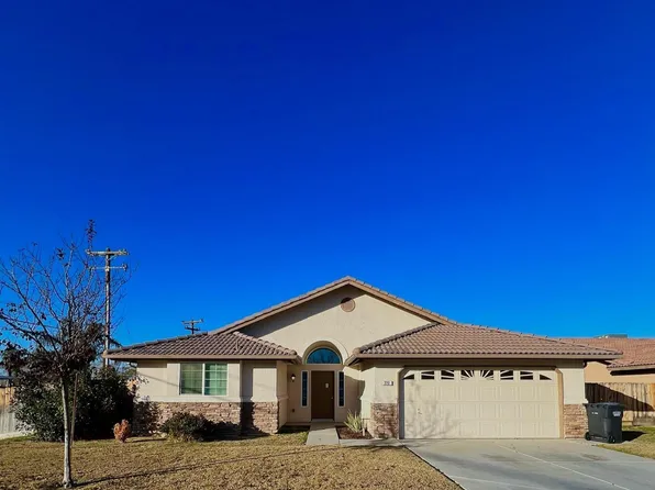 320 Pilgrim Ave, Taft, CA 93268