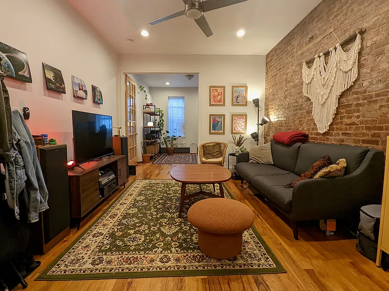 286 Bleecker St #2R — Photo 1