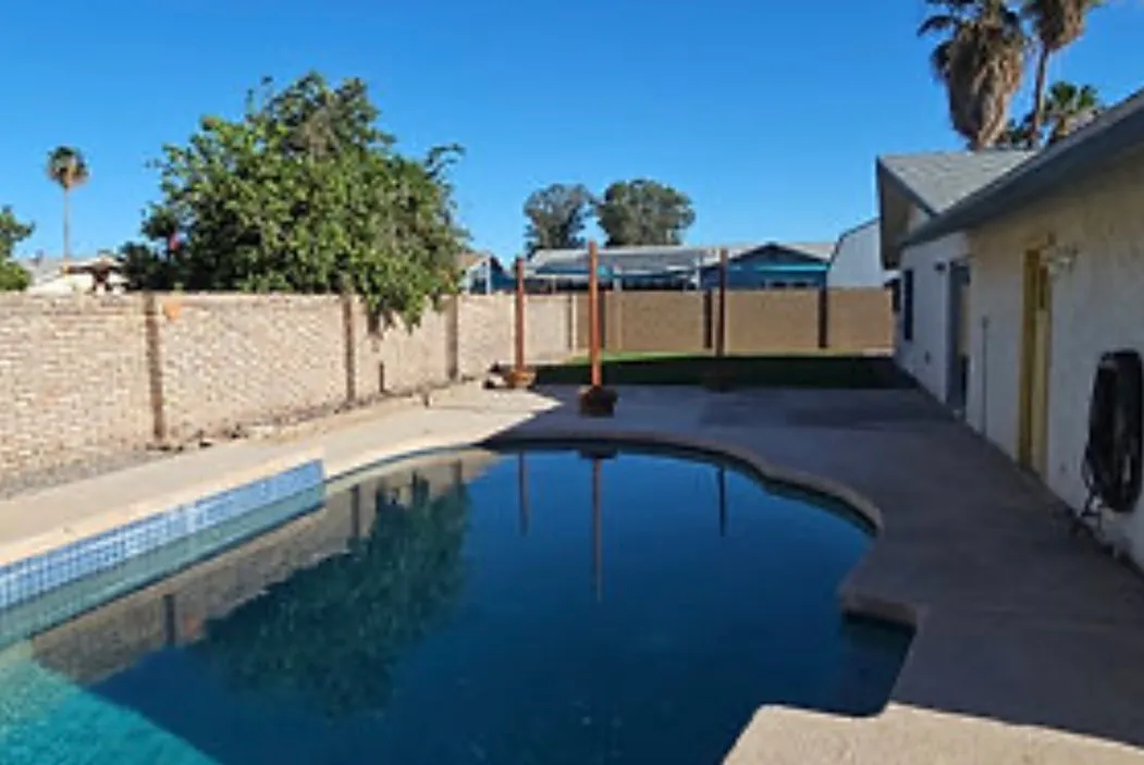 3 bed, 1713 sqft, $1,850 — Photo 2