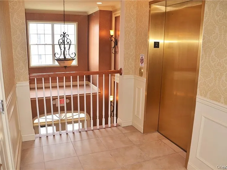106 Canter Ct — Photo 27
