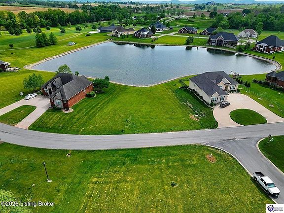 2nd image of 48 Fairway Dr