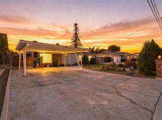 1382 N Oaks St, Tulare, CA 93274