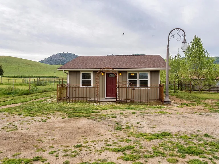 21907 E Weldon Ave #B — Photo 77