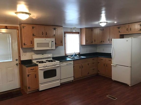 2nd image of 229 Gertrude St