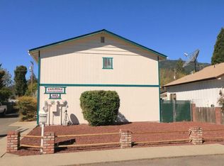 223 Cedar St, Rogue River, OR 97537