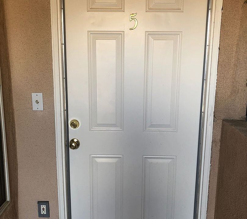 1st image of 2115 G St APT 5