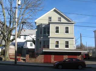 916 Broadway, Fall River, MA 02724