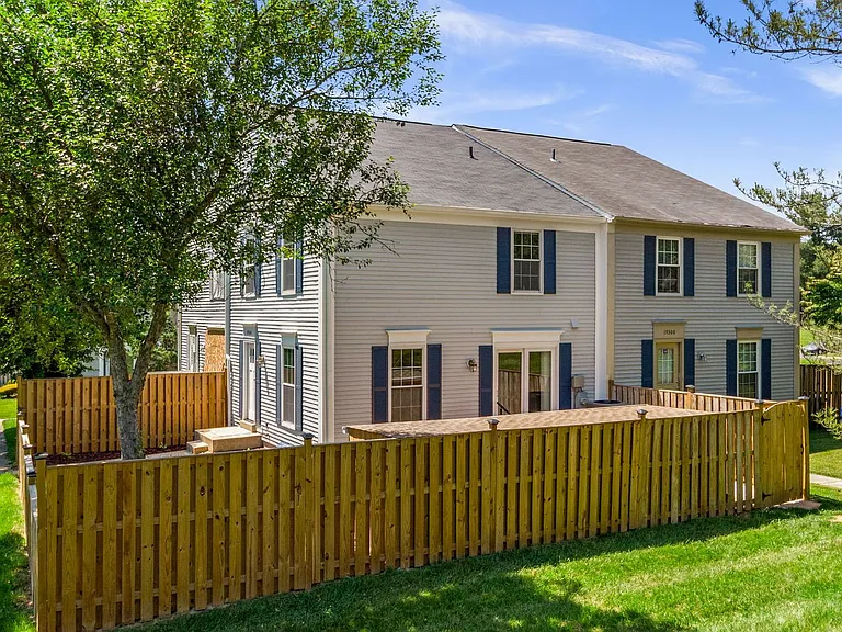 19306 Sandy Lake Dr — Photo 1