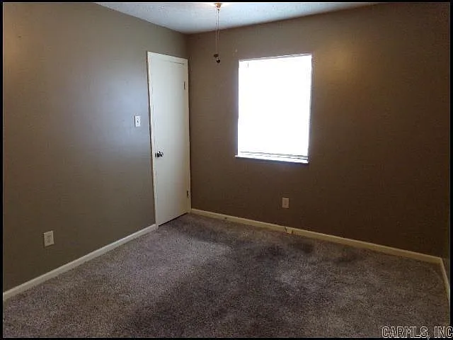 3405 Malloy St — Photo 8