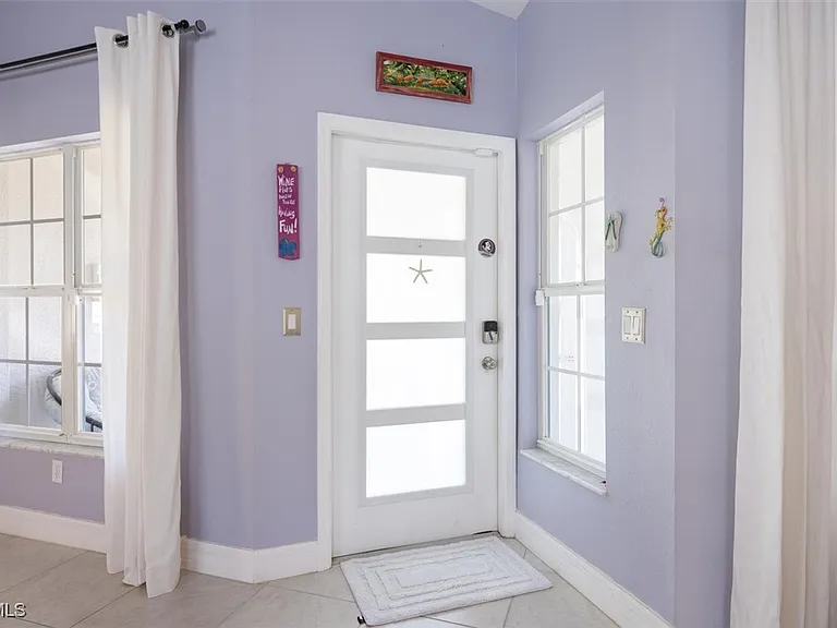 4516 SW 21st Pl — Photo 28