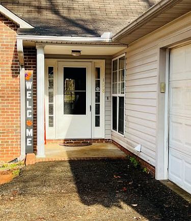 2nd image of 158 Kathwood Dr