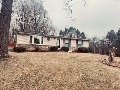 637 Almond Rd, Walnutport, PA, 18088