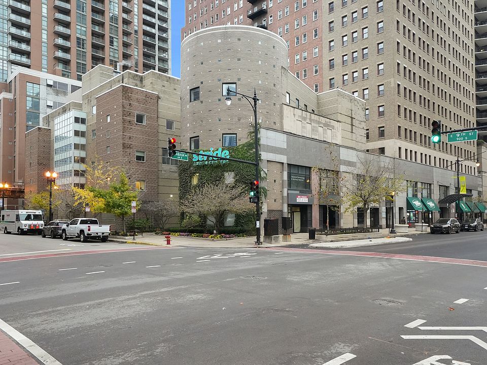 1st image of 40 E 9th St APT 1015