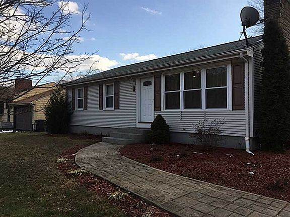 2nd image of 70 Orchard Dr