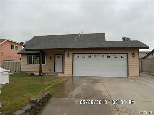 1st image of 1835 N Placer Ave