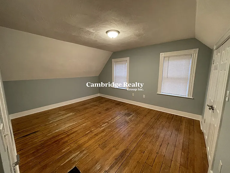 35 Cameron Ave #2T — Photo 18