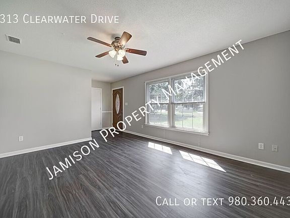 4th image of 6313 Clearwater Dr