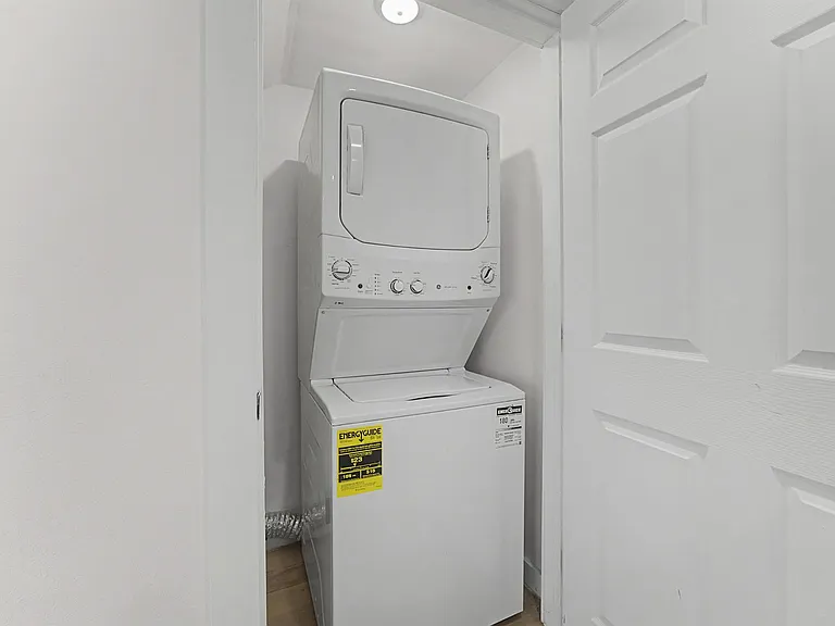 3806 Southridge Dr #4 — Photo 4