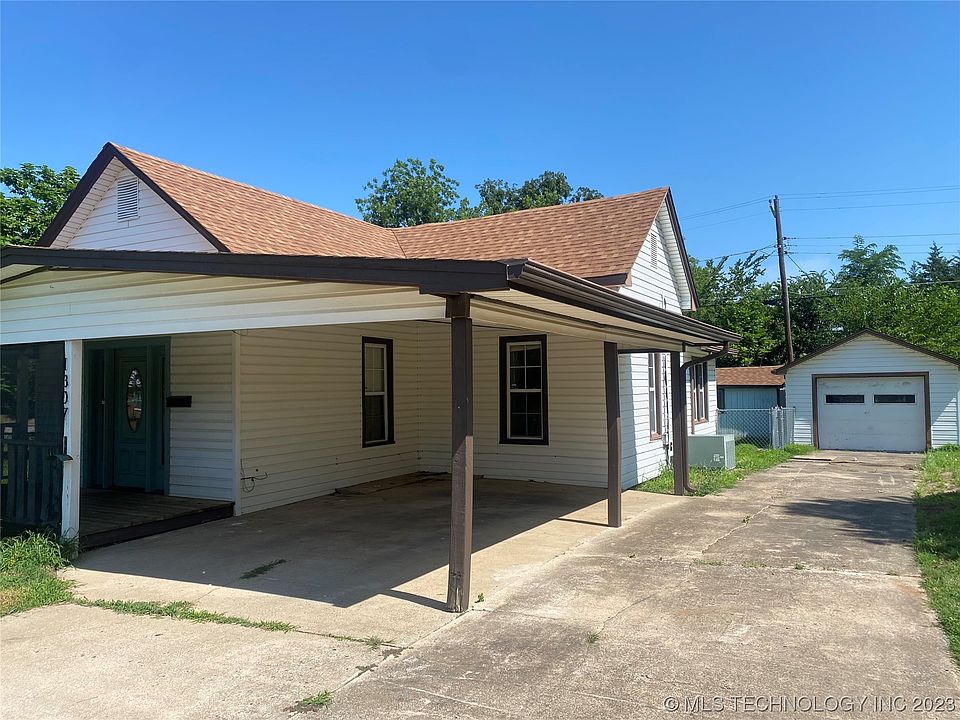 2nd image of 1307 E McKinley Ave