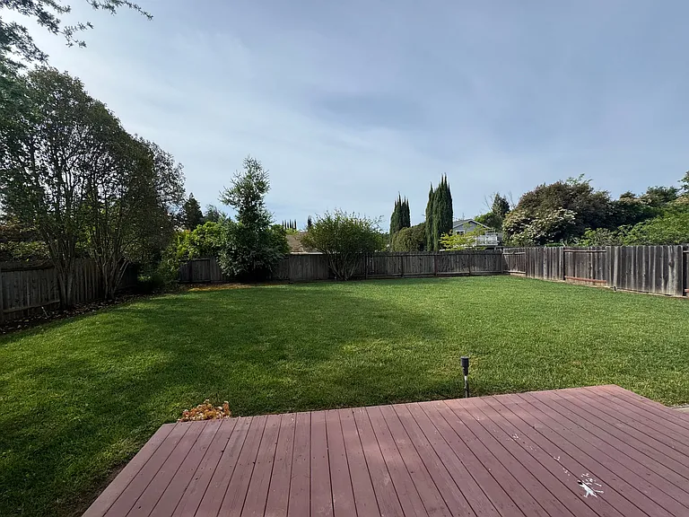 3445 Quincey Ln — Photo 34