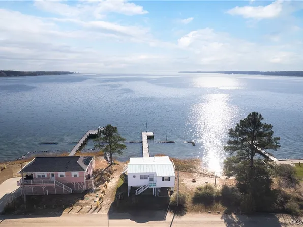 144 Bayshore Ave, North, VA 23128