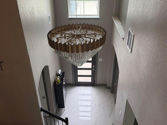 4th image of 40216 S Heron Heights Way