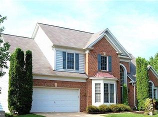 7700 Island Creek Ct, Alexandria, VA 22315