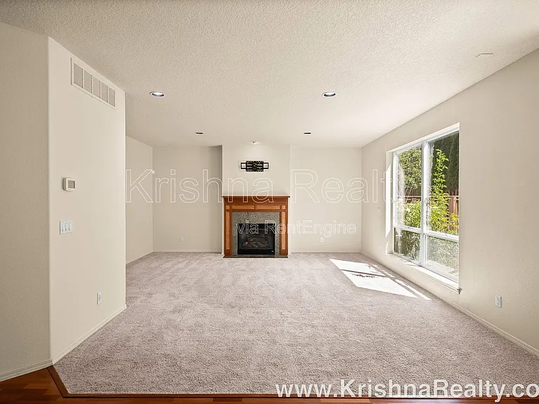 13686 NW Henninger Ln — Photo 12