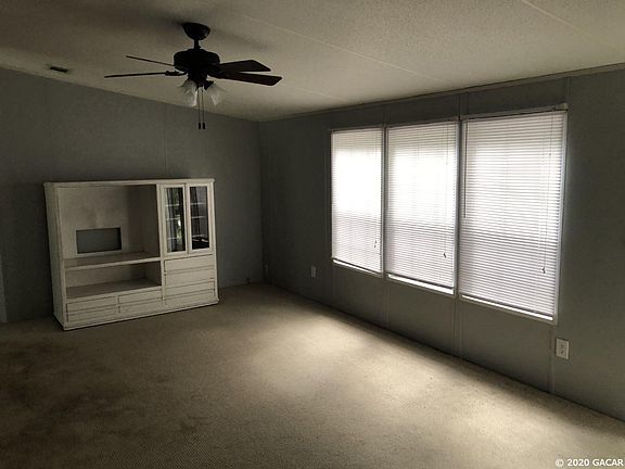3rd image of 8009 NE 56th Ter