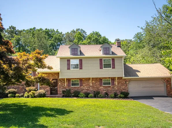 1009 Brynewood Park Rd, Chattanooga, TN 37415